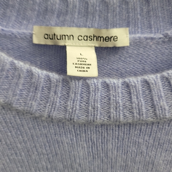 Autumn Cashmere 100% 2 ply Cashmere Lavender Crewneck Sweater - Picture 3 of 7